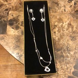 Rhinestone heart earring and necklace set